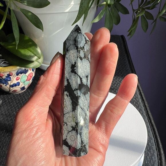 Snowflake Obsidian Crystal Tower‎ (#4) - Picture 2 of 11